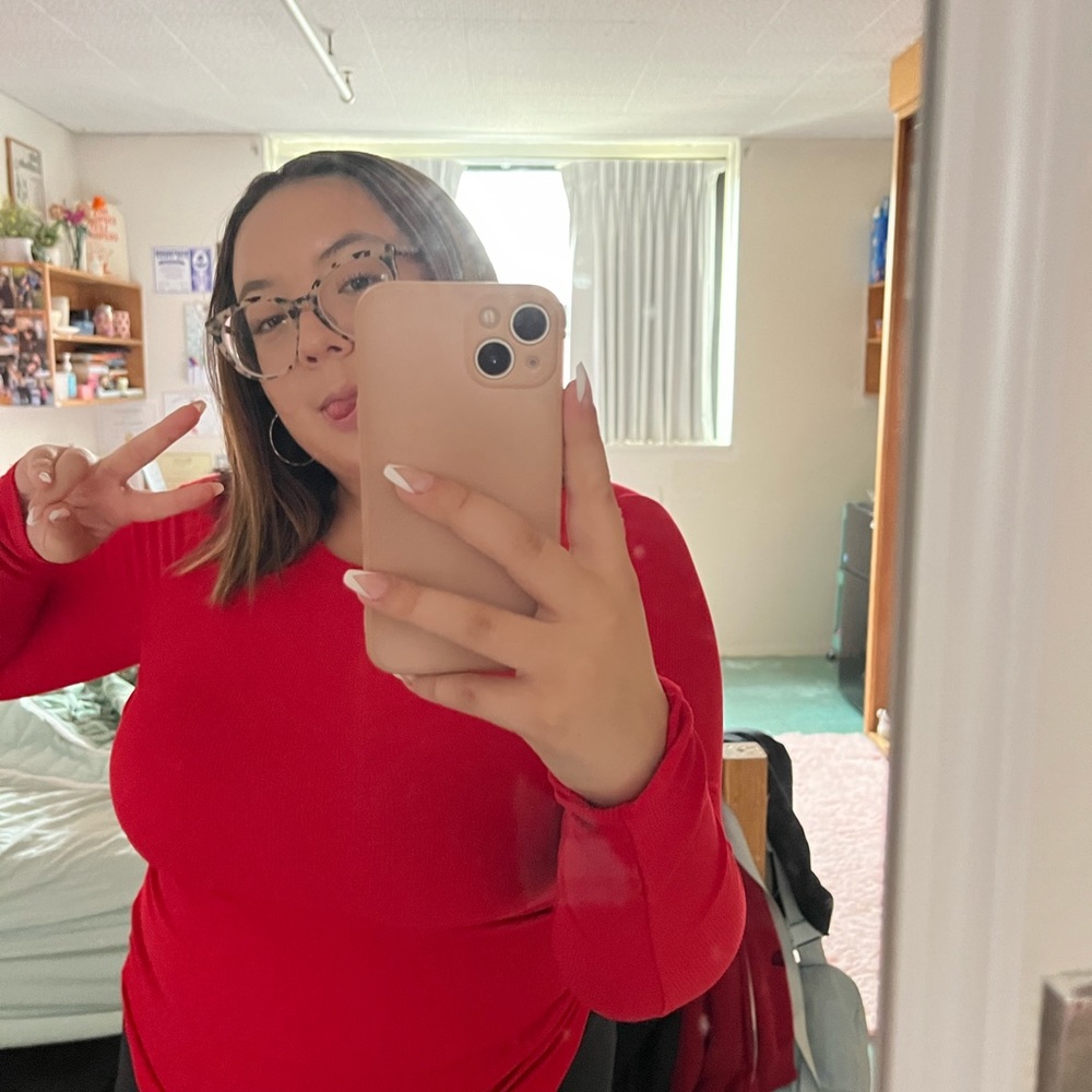 Meet your Posher, Makayla